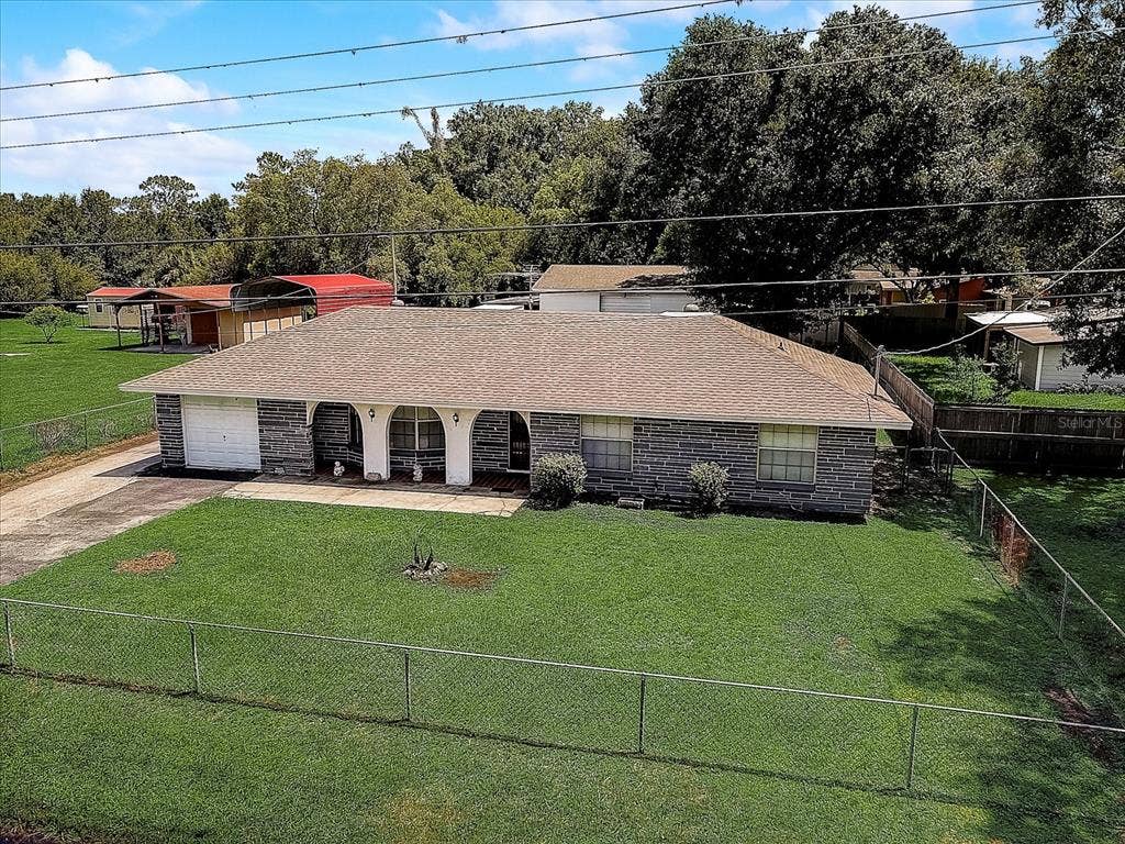 4914 BRADFORD LANE, Tampa, FL 33624 4914 BRADFORD LANE, Tampa, FL 33624
