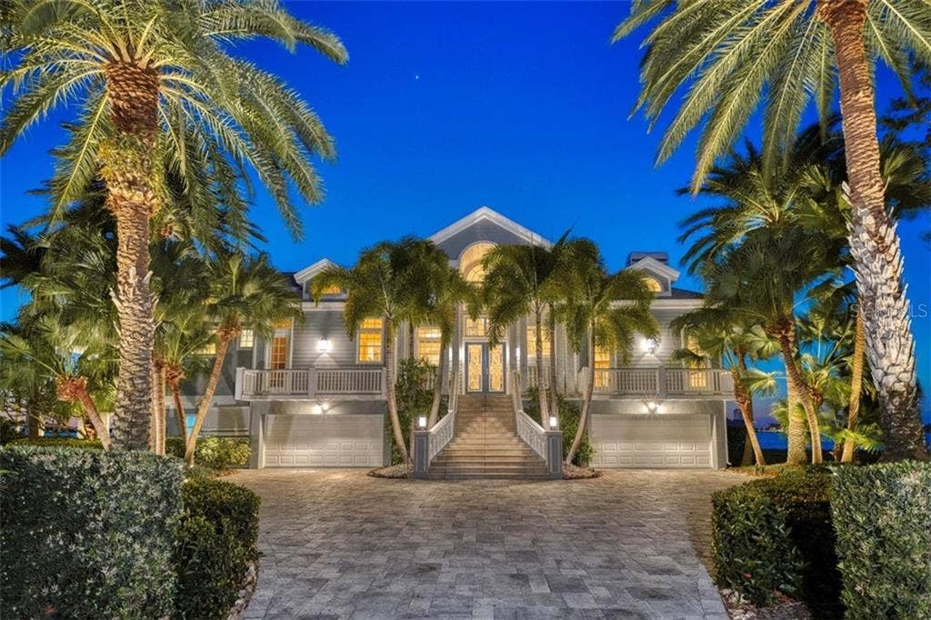 418 SAINT ANDREWS DRIVE, Belleair, FL 33756 ' '