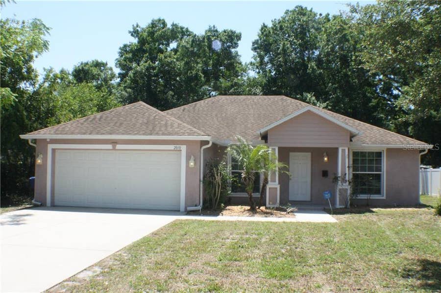 Property photo for 2010 ALMERIA WAY S, St Petersburg, FL
