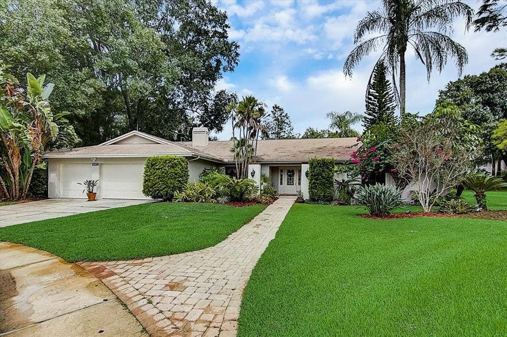 5002 BARROWE PLACE, Tampa, FL 33624 5002 BARROWE PLACE, Tampa, FL 33624