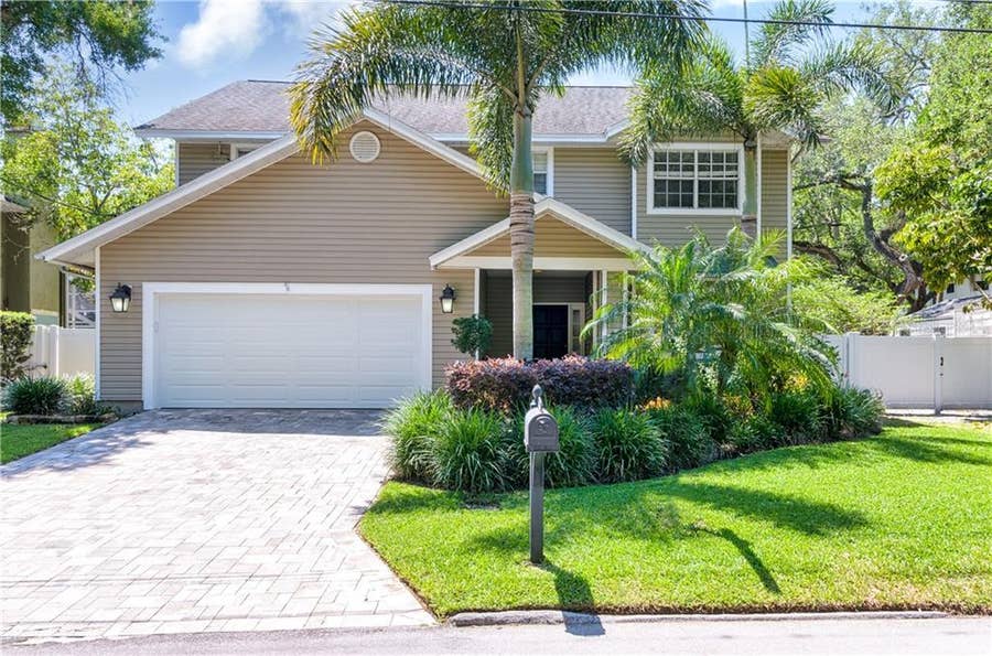 Property photo for 3114 W COACHMAN AVENUE, Tampa, FL