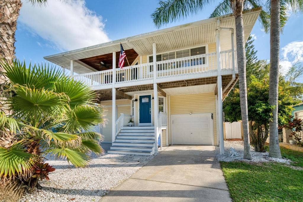 389 GEORGIA AVENUE, Crystal Beach, FL 34681 Front Exterior