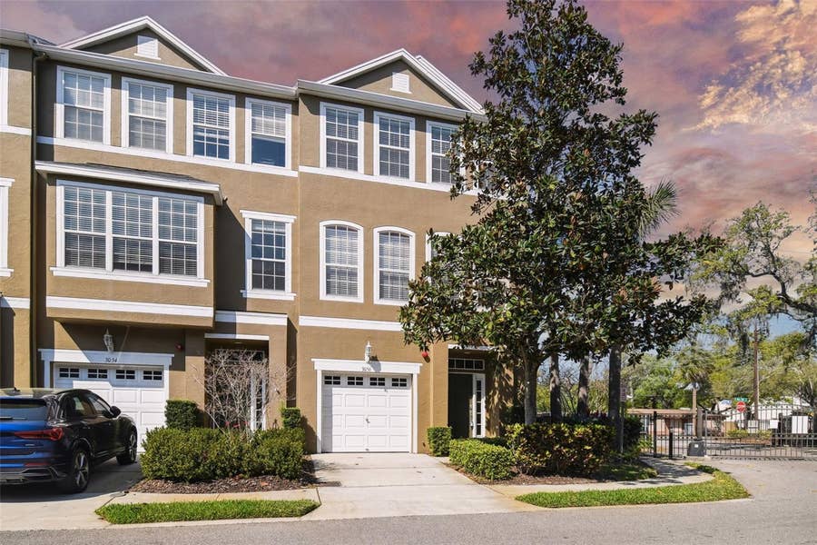Property photo for 3056 POINTEVIEW DRIVE, Tampa, FL