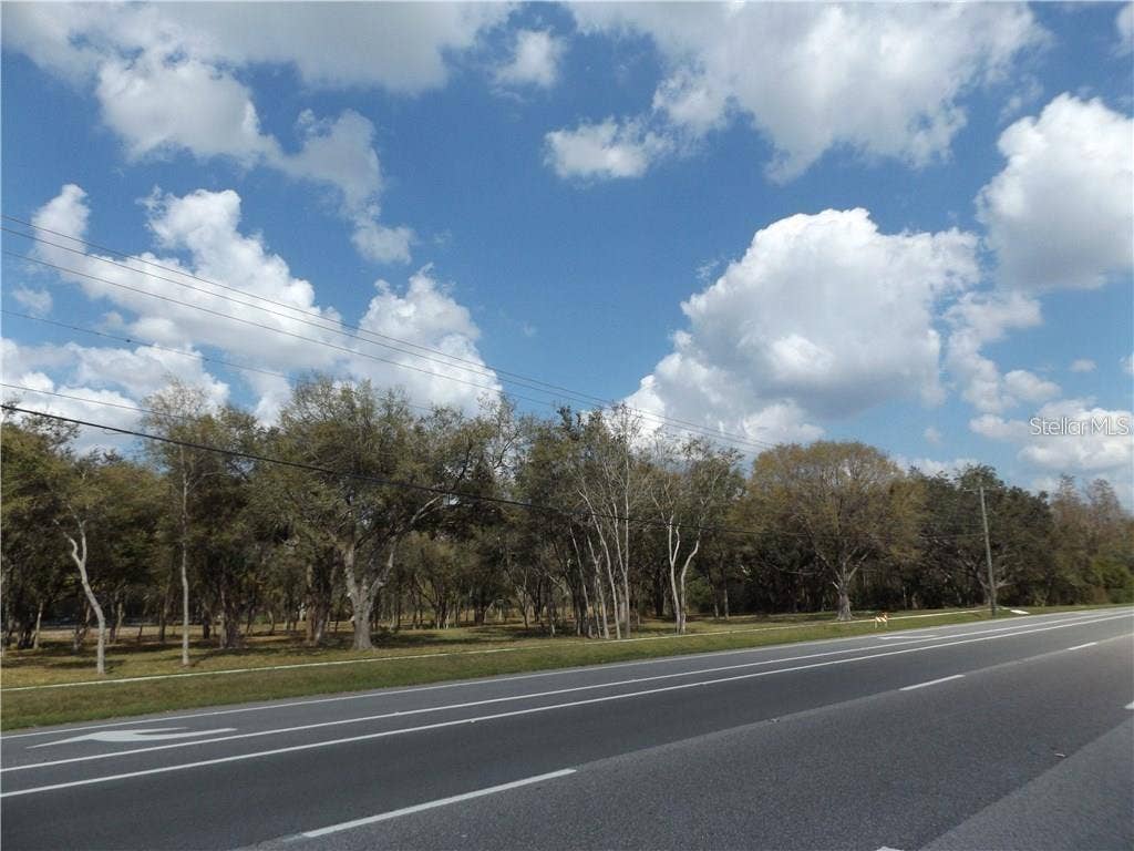 10490 VENTURA BLVD., Tampa, FL 33619 10490 VENTURA BLVD., Tampa, FL 33619