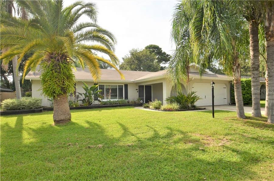 Property photo for 2132 FLAMINGO PLACE, Safety Harbor, FL