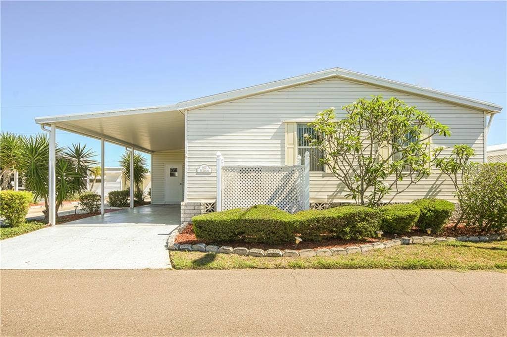 207 MOUNT ISLE AVENUE NE, #192, St Petersburg, FL 33702 207 MOUNT ISLE AVENUE NE, #192, St Petersburg, FL 33702