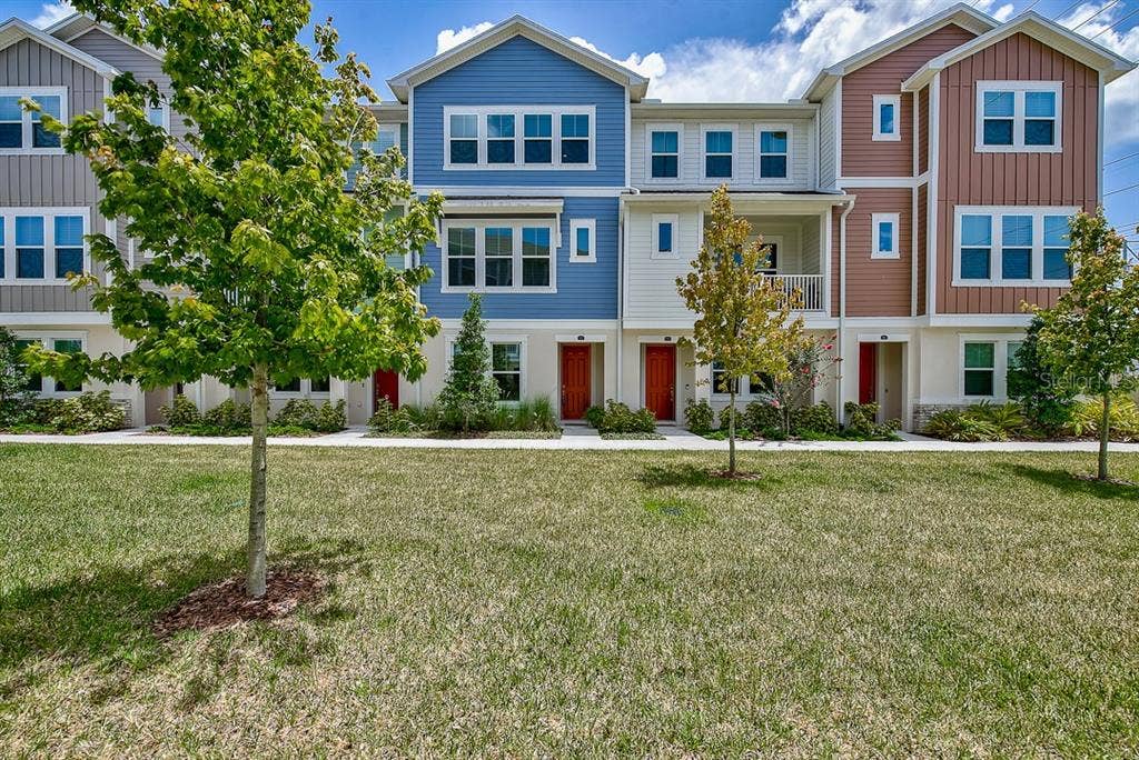 9567 CAVENDISH DRIVE, Tampa, FL 33626 9567 CAVENDISH DRIVE, Tampa, FL 33626