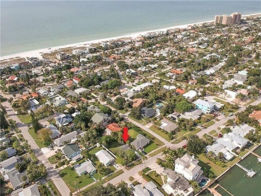 Property photo for 720 BAY ESPLANADE, Clearwater, FL