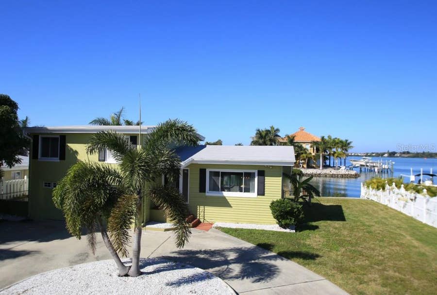 Property photo for 246 176TH TERRACE DRIVE E, Redington Shores, FL