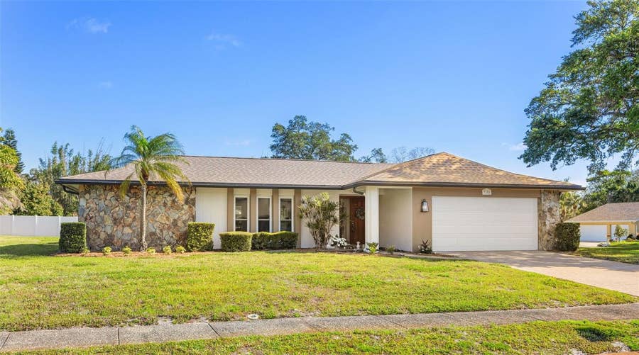 Property photo for 3104 HILLTOP LANE, Largo, FL