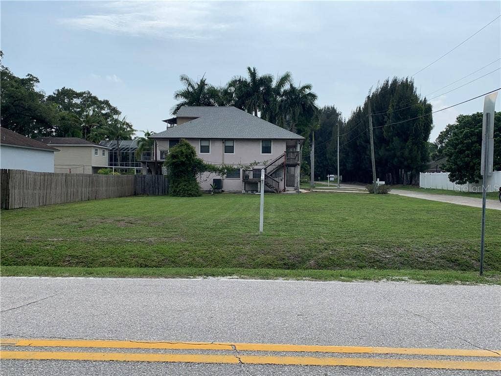 115TH AVENUE, Pinellas Park, FL 33782 ' '