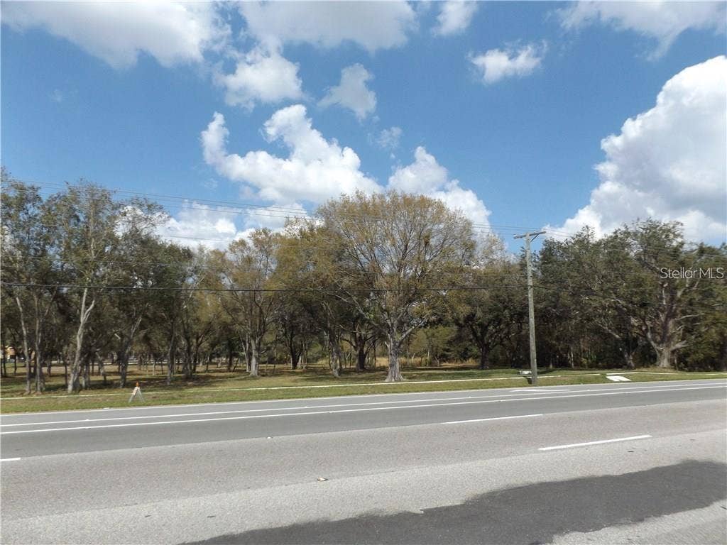 10490 VENTURA BLVD., Tampa, FL 33619 10490 VENTURA BLVD., Tampa, FL 33619
