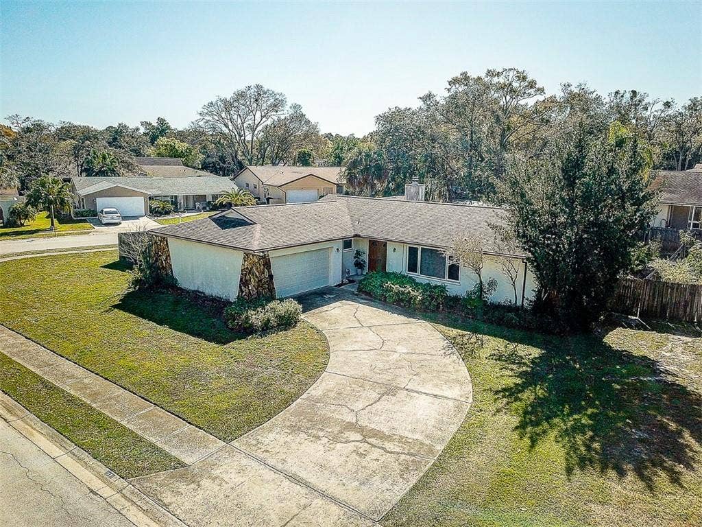 48 VILLAGE LANE, Safety Harbor, FL 34695 48 VILLAGE LANE, Safety Harbor, FL 34695