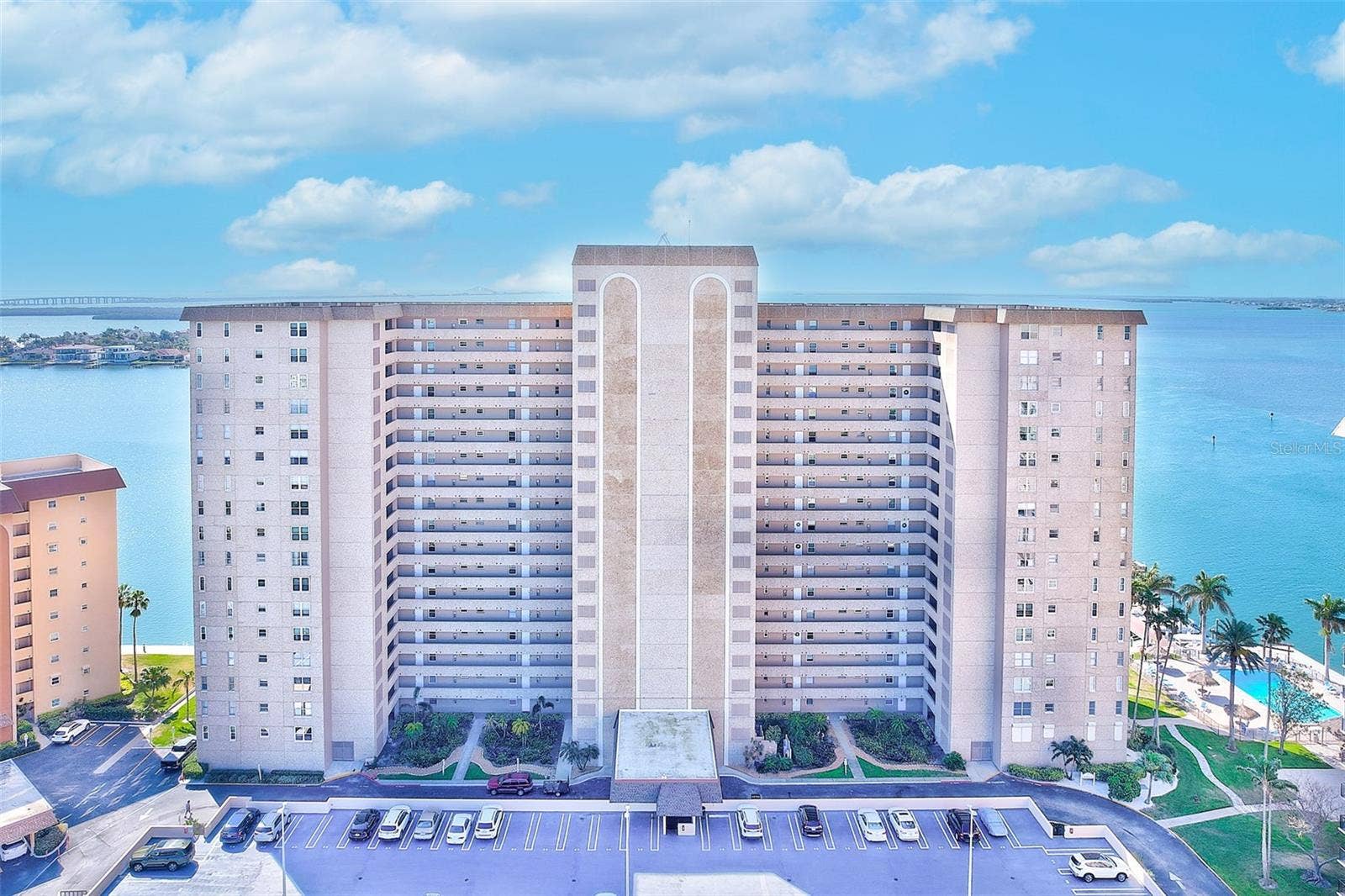 5200 BRITTANY DRIVE S, #804, St Petersburg, FL 33715 5200 BRITTANY DRIVE S, #804, St Petersburg, FL 33715