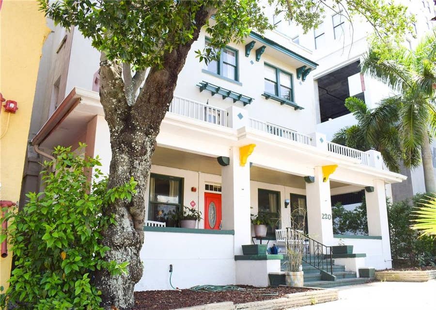 Property photo for 220 5TH AVENUE N, St Petersburg, FL