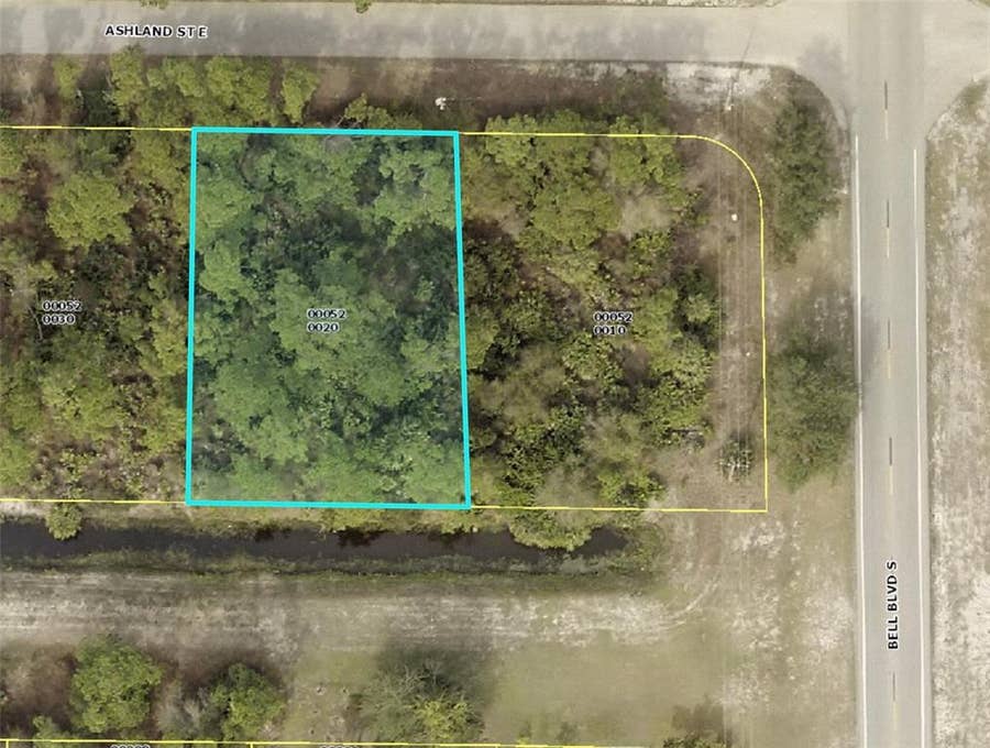 Property photo for 752 ASHLAND STREET E, Lehigh Acres, FL