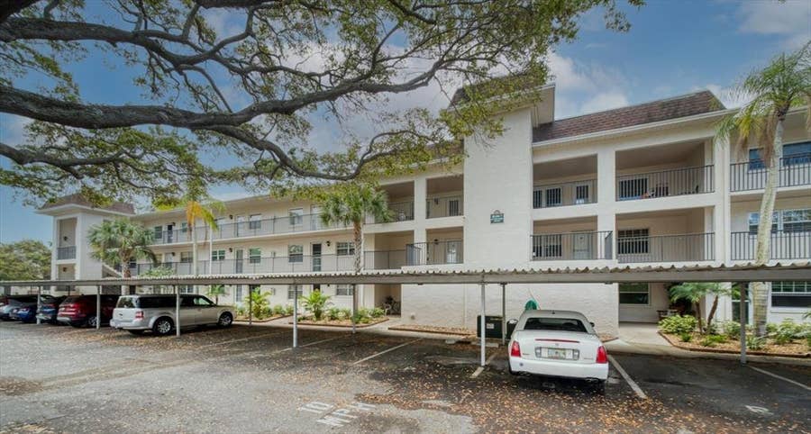 Property photo for 871 NEW YORK AVENUE, #303, Dunedin, FL