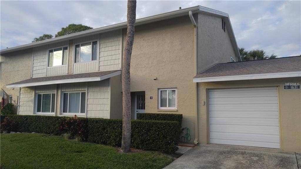 1631 CAPE RAY AVENUE NE, #3, St Petersburg, FL 33702 =