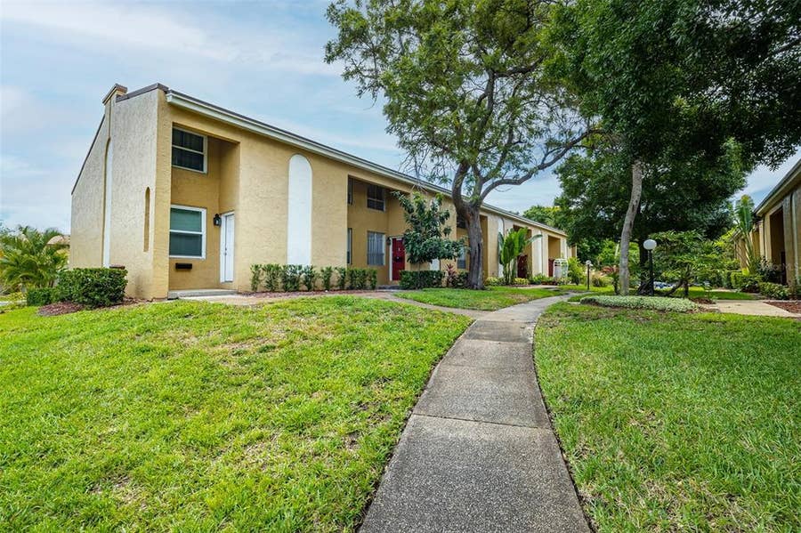 Property photo for 4315 LA RIVIERA COURT, Tampa, FL
