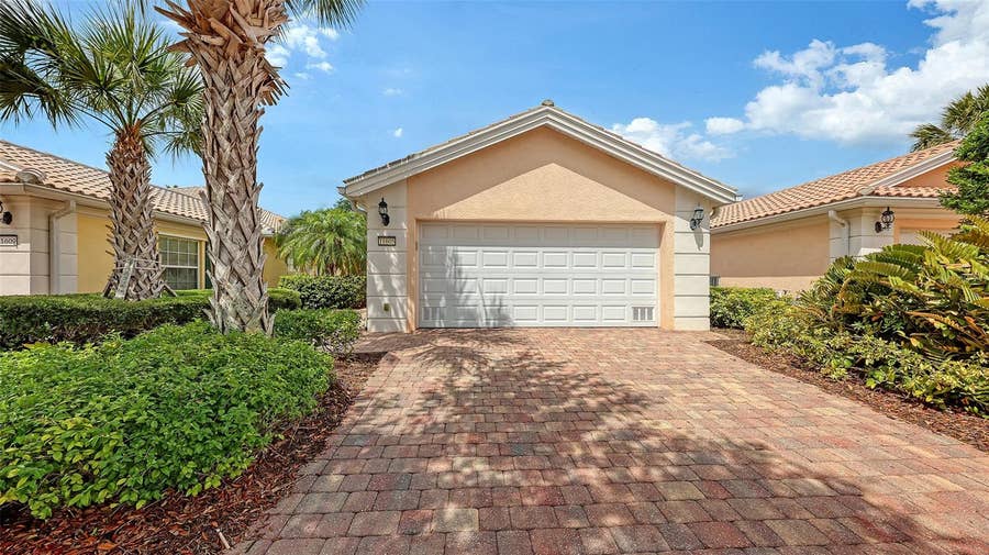 Property photo for 11605 GARESSIO LANE, Sarasota, FL