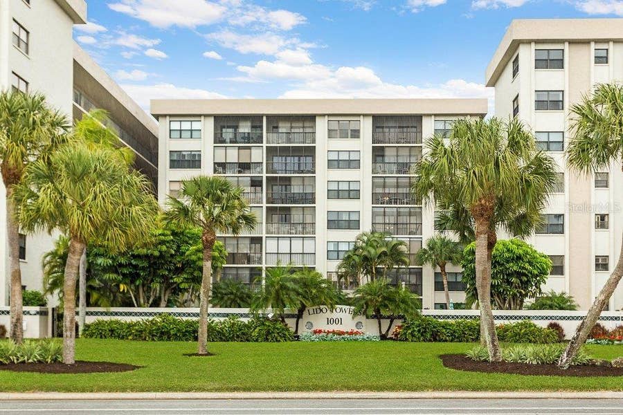 Property photo for 1001 BENJAMIN FRANKLIN DRIVE, #608, Sarasota, FL