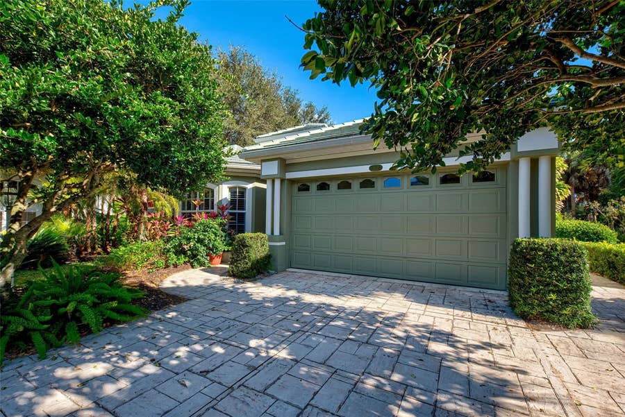 Property photo for 354 MELROSE COURT, Venice, FL