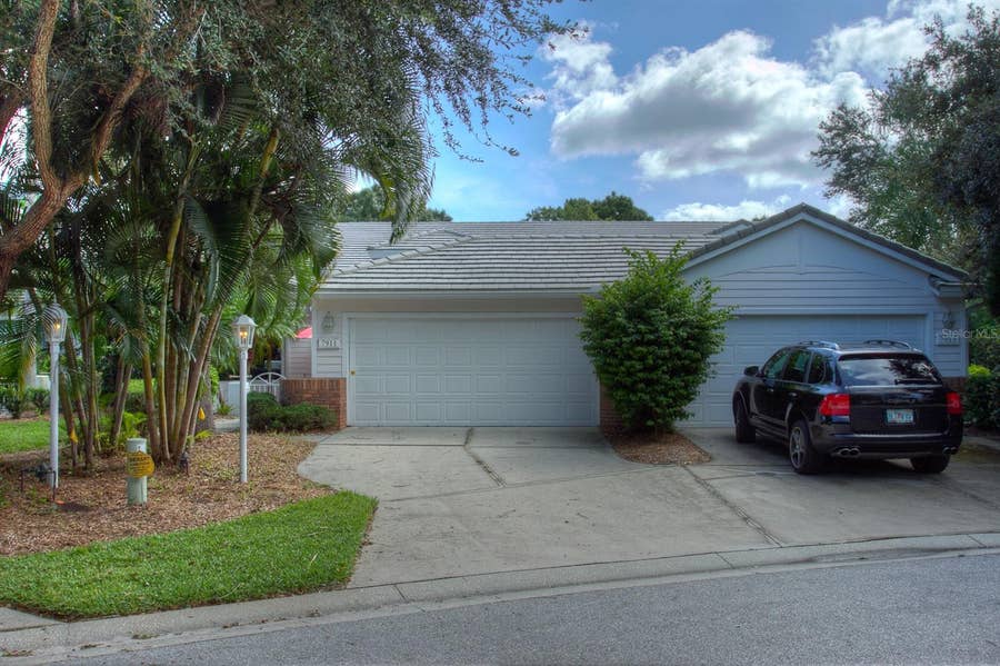 Property photo for 7911 WHITEBRIDGE GLEN, University Park, FL