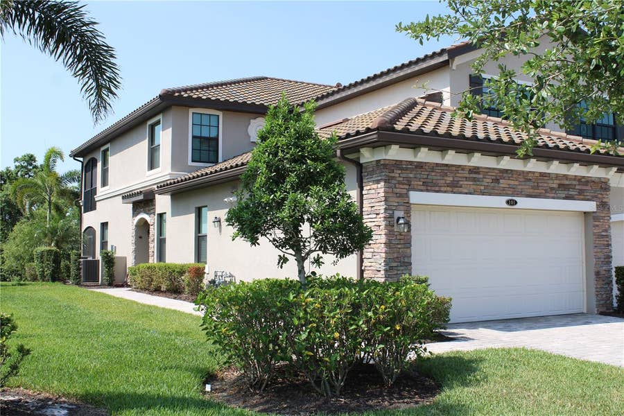 Property photo for 5831 WAKE FOREST RUN, #101, Bradenton, FL