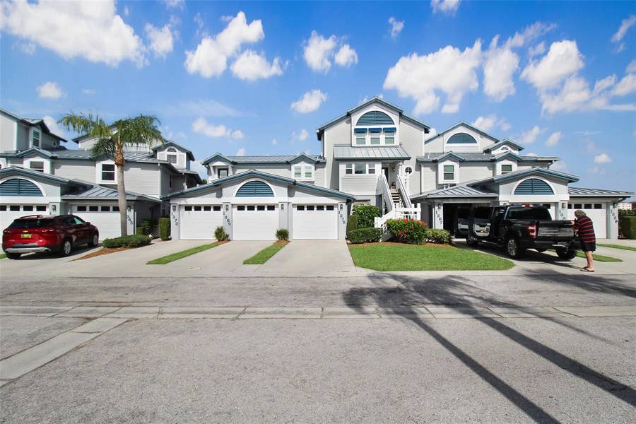 Property photo for 1389 SIESTA BAYSIDE DRIVE, #1389-F, Sarasota, FL