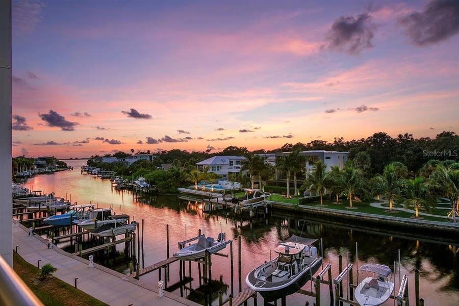 Property photo for 1709 N TAMIAMI TRAIL, #427, Sarasota, FL