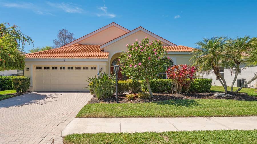Property photo for 5141 FLAGSTONE DRIVE, Sarasota, FL