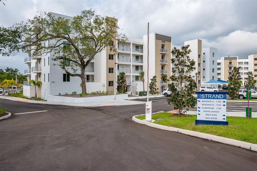 Property photo for 1703 N TAMIAMI TRAIL, #207, Sarasota, FL
