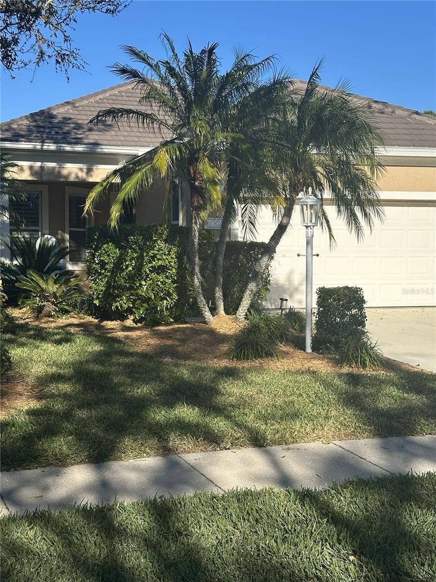Property photo for 7135 KENSINGTON COURT, University Park, FL