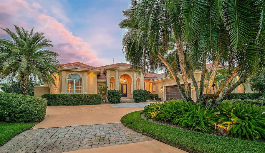 Property photo for 909 MACEWEN DRIVE, Osprey, FL