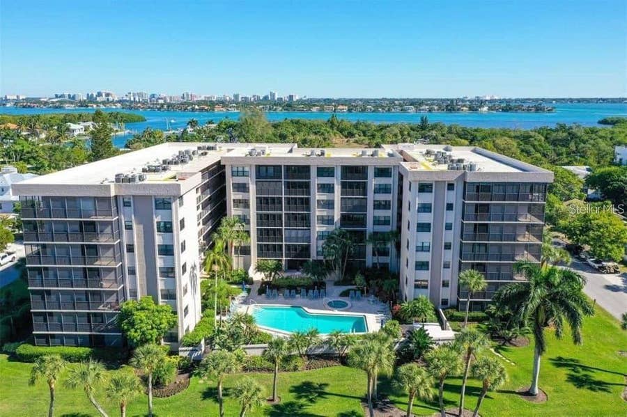 Property photo for 1001 BENJAMIN FRANKLIN DRIVE, #512, Sarasota, FL