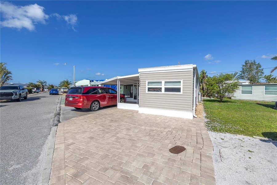 Property photo for 1905 MINNESOTA AVENUE, Bradenton, FL