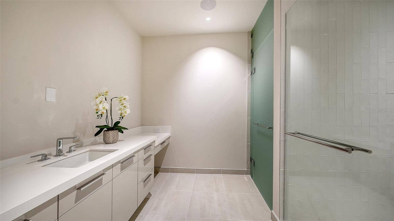 1561 GULF OF MEXICO DRIVE, #403, Longboat Key, FL 34228 1561 GULF OF MEXICO DRIVE, #403, Longboat Key, FL 34228