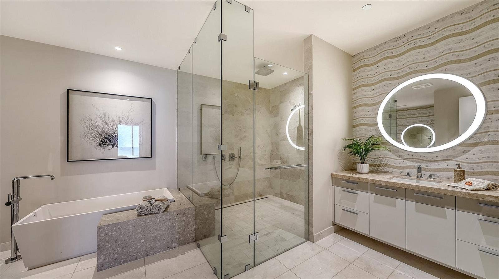 1561 GULF OF MEXICO DRIVE, #403, Longboat Key, FL 34228 1561 GULF OF MEXICO DRIVE, #403, Longboat Key, FL 34228