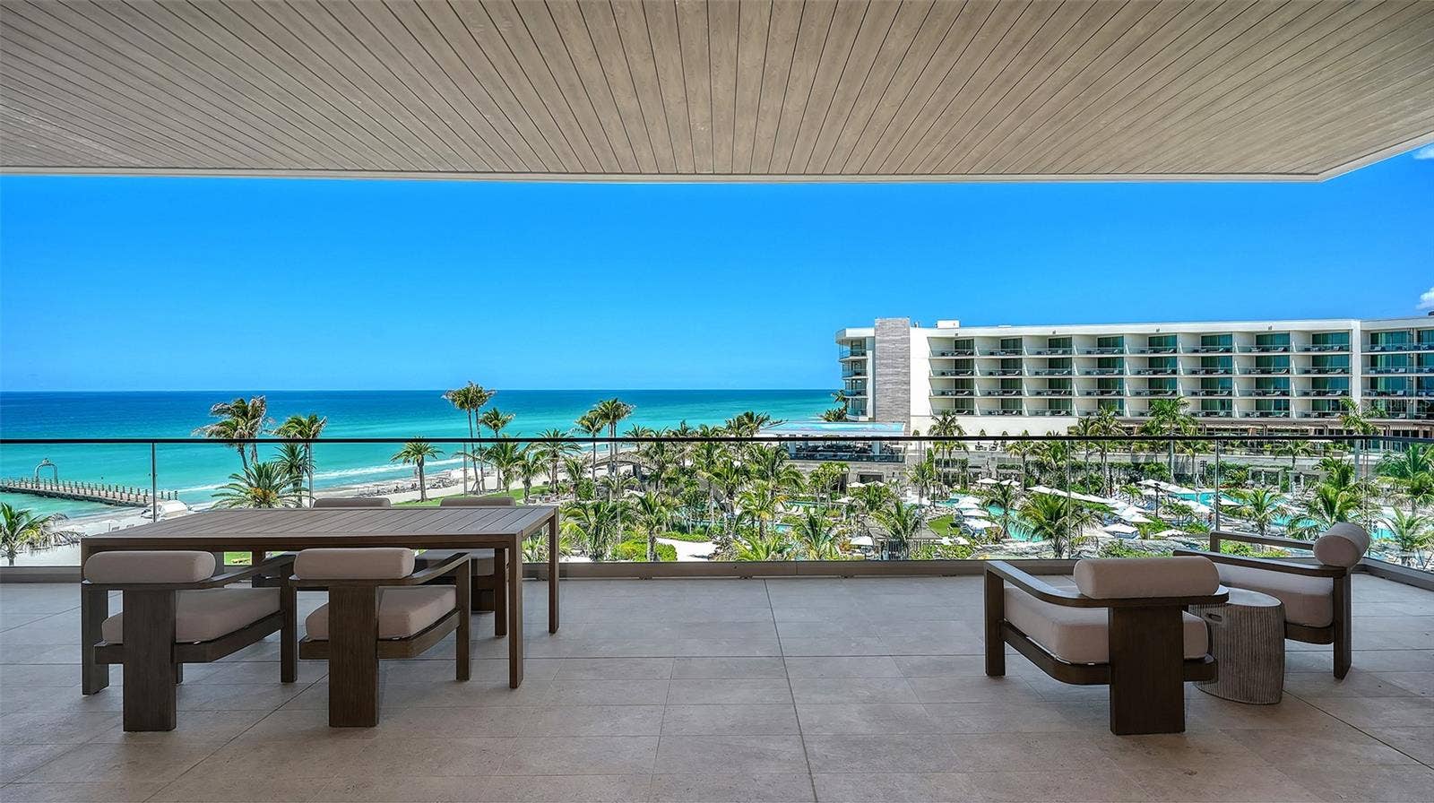 1561 GULF OF MEXICO DRIVE, #403, Longboat Key, FL 34228 1561 GULF OF MEXICO DRIVE, #403, Longboat Key, FL 34228