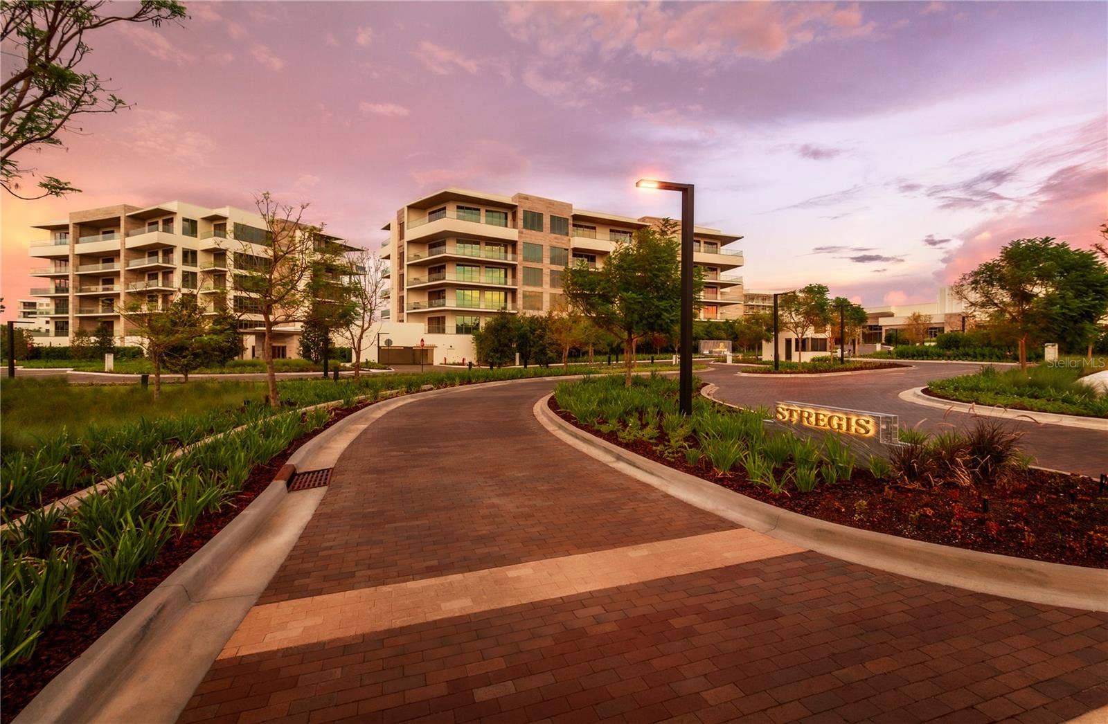 1561 GULF OF MEXICO DRIVE, #403, Longboat Key, FL 34228 St. Regis Resort Entrance
