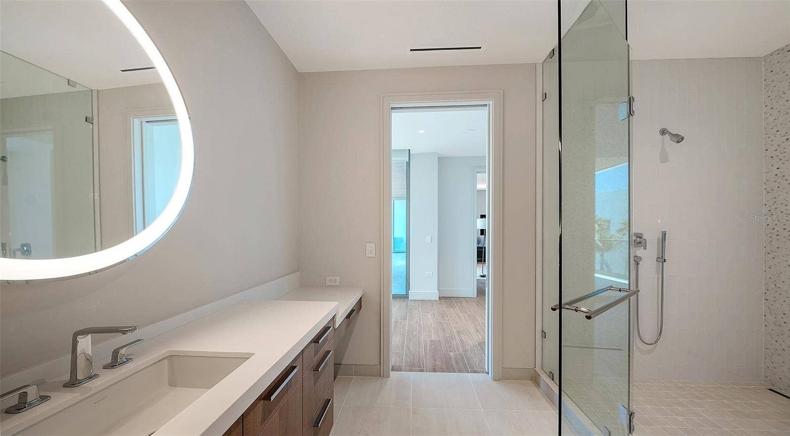 1561 GULF OF MEXICO DRIVE, #403, Longboat Key, FL 34228 1561 GULF OF MEXICO DRIVE, #403, Longboat Key, FL 34228