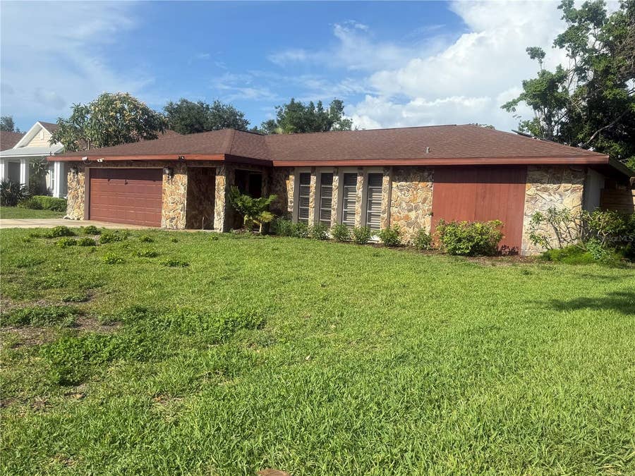 Property photo for 117 HILLCREST DR, Bradenton, FL