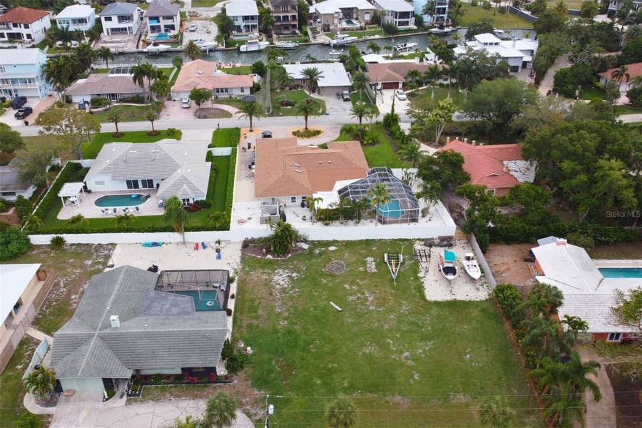 Property photo for SOUTHPOINTE DRIVE, Sarasota, FL
