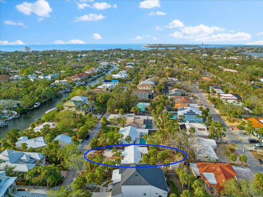 Property photo for 5019 COMMONWEALTH DRIVE, Sarasota, FL