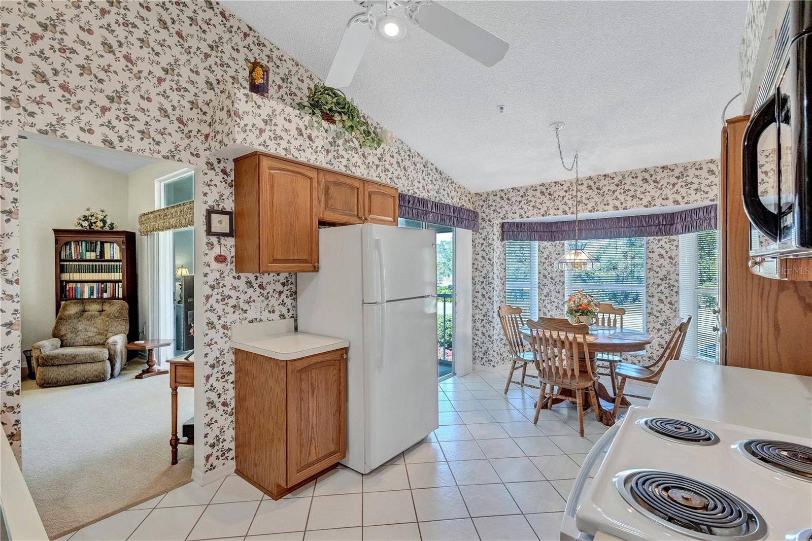 6713 STONE RIVER ROAD, #205, Bradenton, FL 34203 Kitchen and Breakfast Nook overlooks the Fairway!
