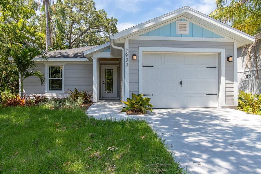 Property photo for 2933 MAIDEN LANE, Sarasota, FL