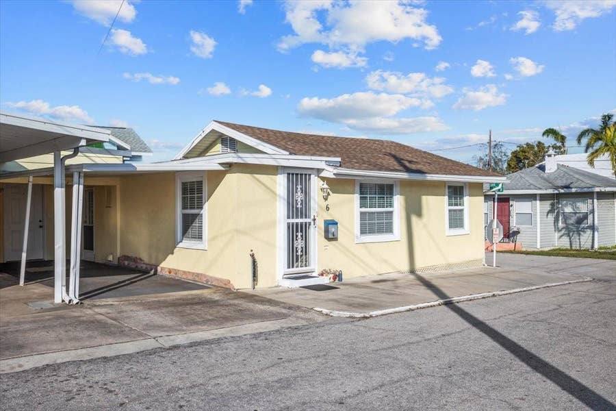 Property photo for 6 SEMINOLE DRIVE, Bradenton, FL