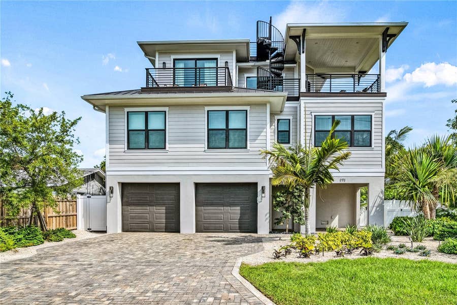 Property photo for 171 MCKINLEY DRIVE, Sarasota, FL