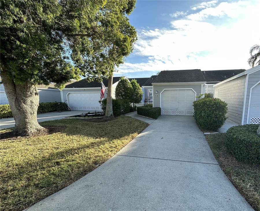Property photo for 517 WOODSTORK CIRCLE, Bradenton, FL