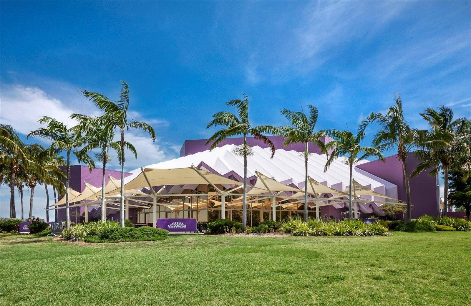 650 GOLDEN GATE POINT, #401, Sarasota, FL 34236 650 GOLDEN GATE POINT, #401, Sarasota, FL 34236